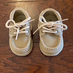 Infant sperry shoes
